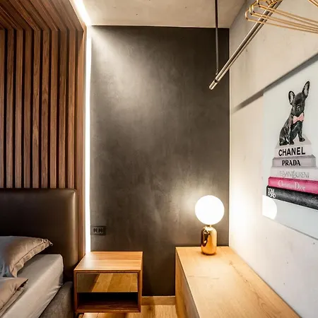 Appartement Reina Apartments *