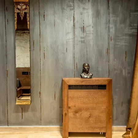 Daire Reina Apartments *